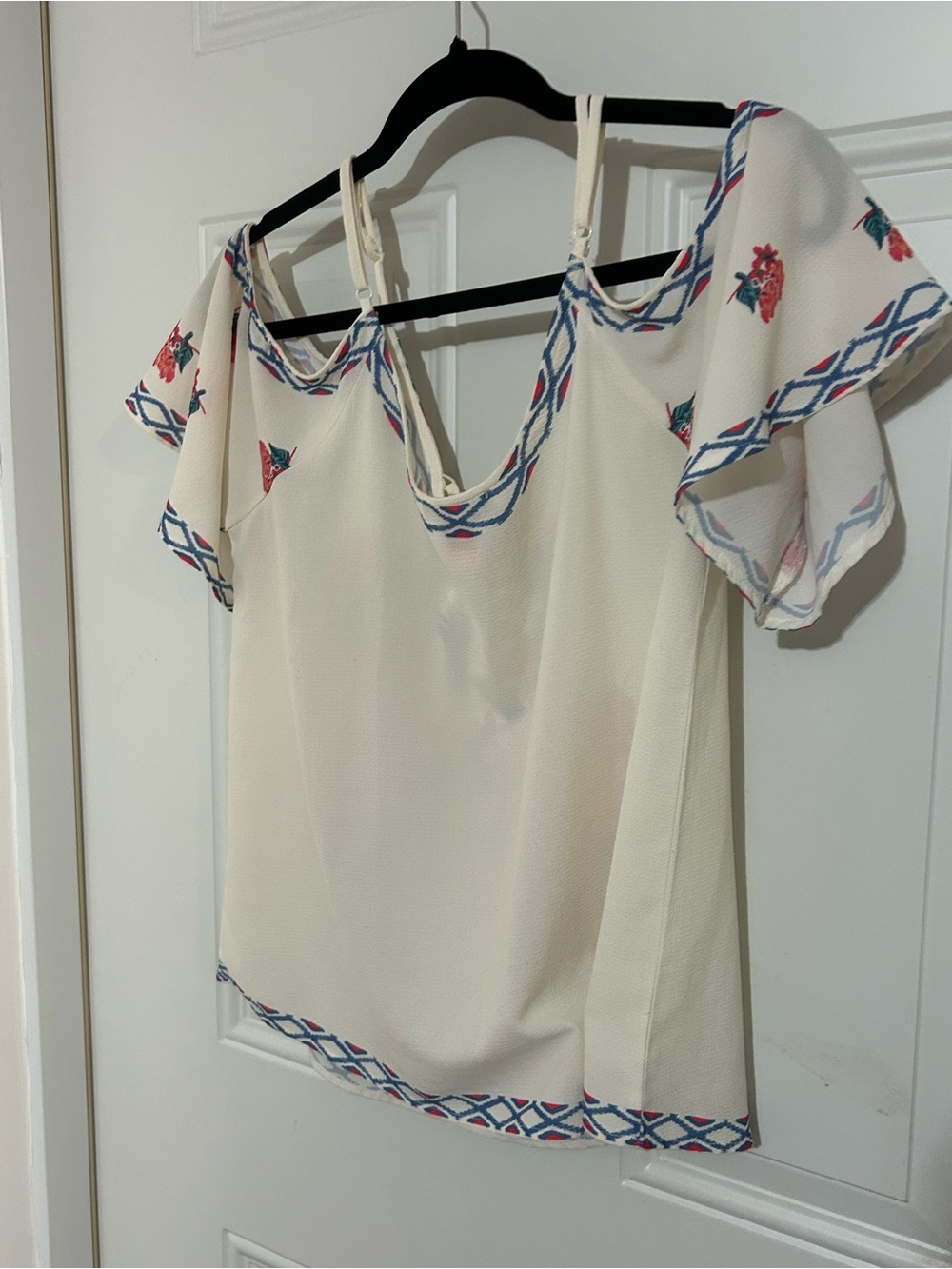 Flying Tomato Cream Tunic with Red Floral Embroidery and Blue Trim - Picture 5 of 6